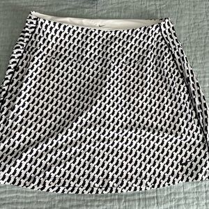 Nike golf or tennis skort size XL